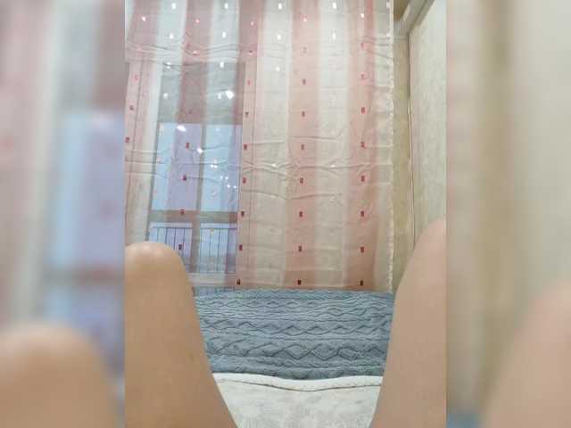 Entra en el chat con el modelo Angelia22 Angelia22