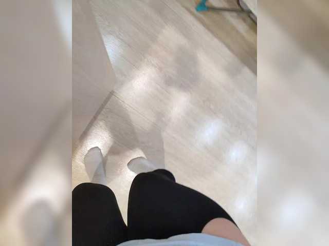 Entra en el chat con el modelo Angelia22 Angelia22