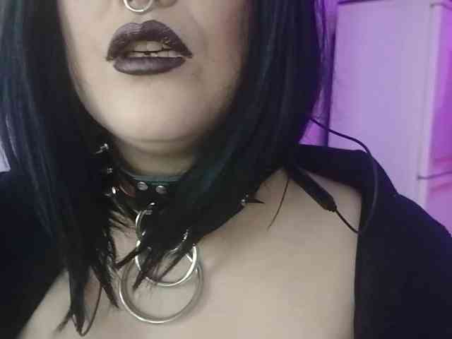 Laura-Wicked webcam