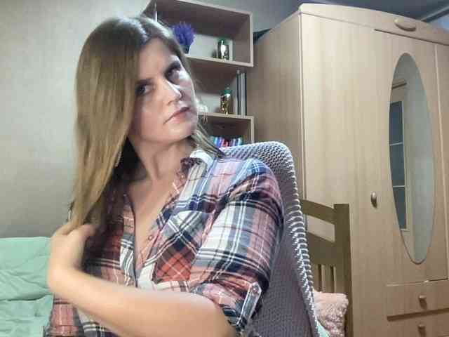AnitaGlamorX webcam