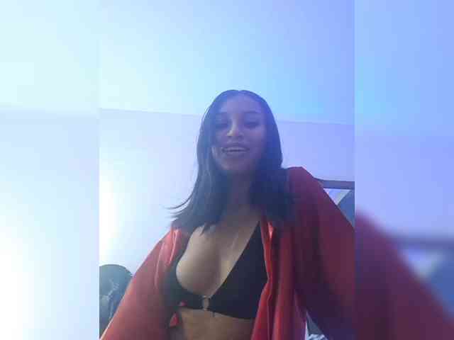 ChloeMontes webcam