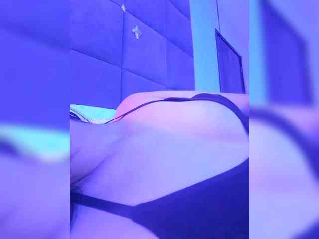 ChloeMontes webcam