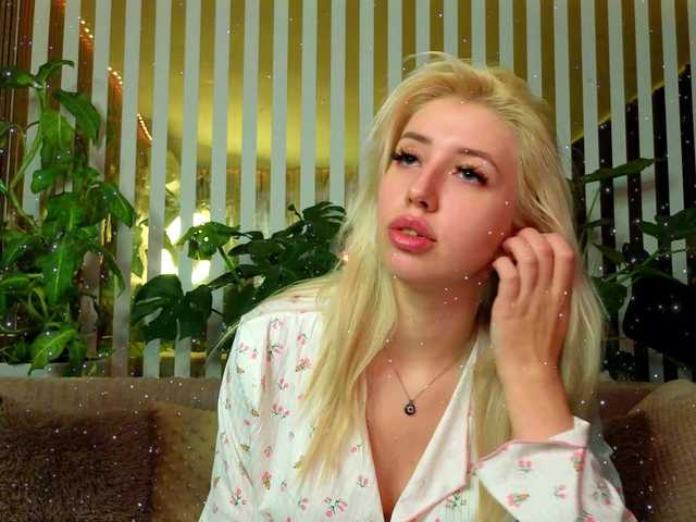 go to chat with FlowwwerGirl