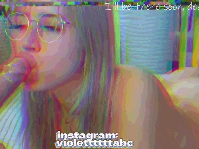 Entrez le videochat erotique avec le
modèle -Violettttta- -Violettttta-