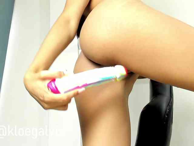 kloe-squirts webcam