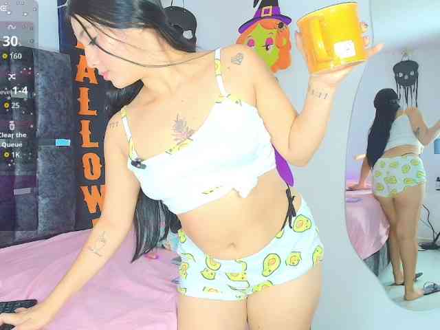TaniaMilan webcam