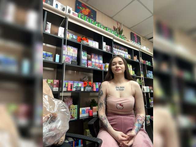 Accedi alla chat con il nickname sofiedvige sofiedvige