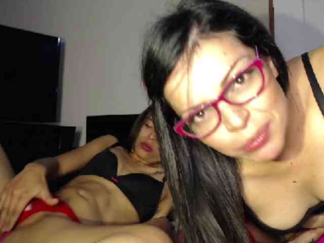 lesbifelinas webcam
