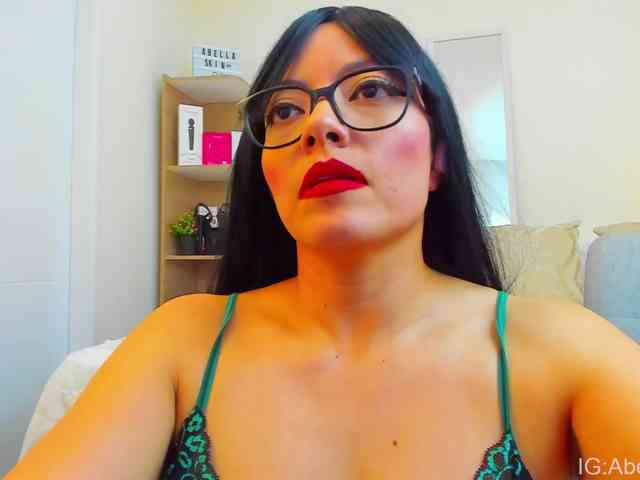 abellaskin1 webcam