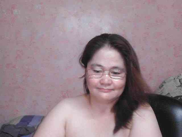 NICEtitspinay webcam