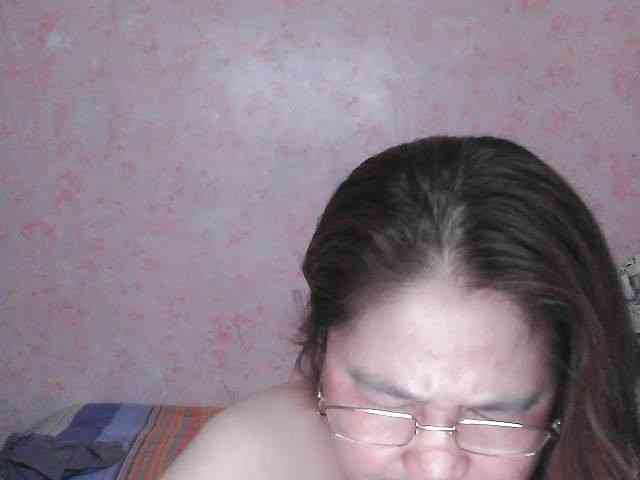 NICEtitspinay webcam