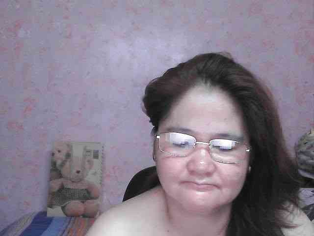 NICEtitspinay webcam