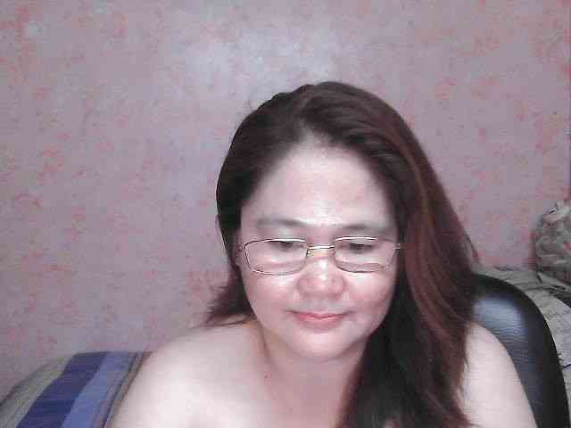 NICEtitspinay webcam