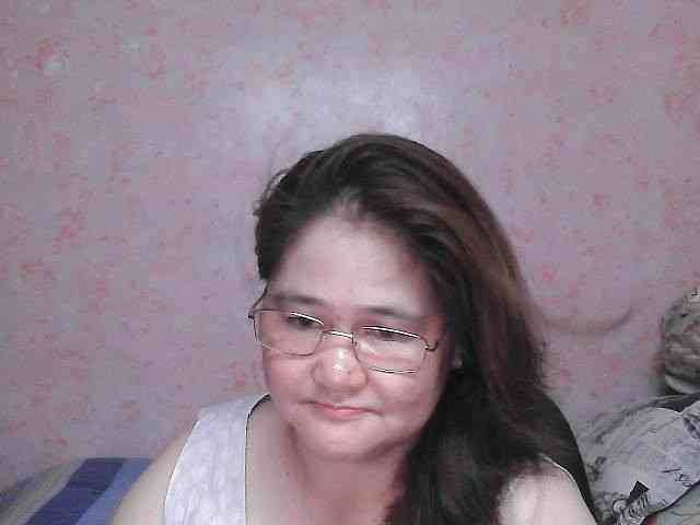 NICEtitspinay webcam