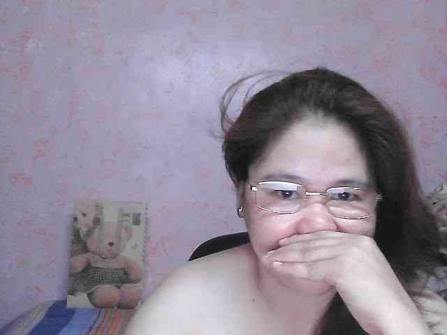 NICEtitspinay webcam