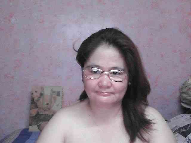 NICEtitspinay webcam