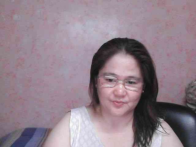 NICEtitspinay webcam