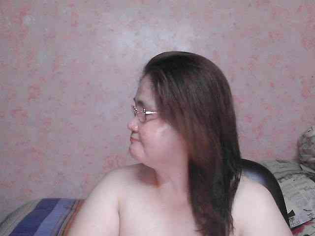 NICEtitspinay webcam