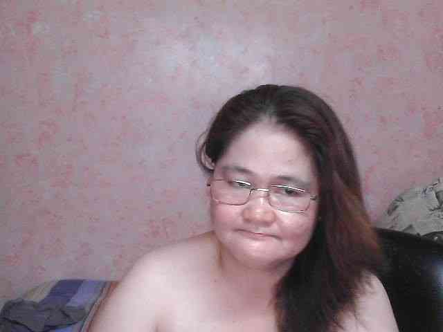 NICEtitspinay webcam