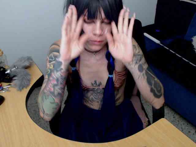 kuromii-chang webcam