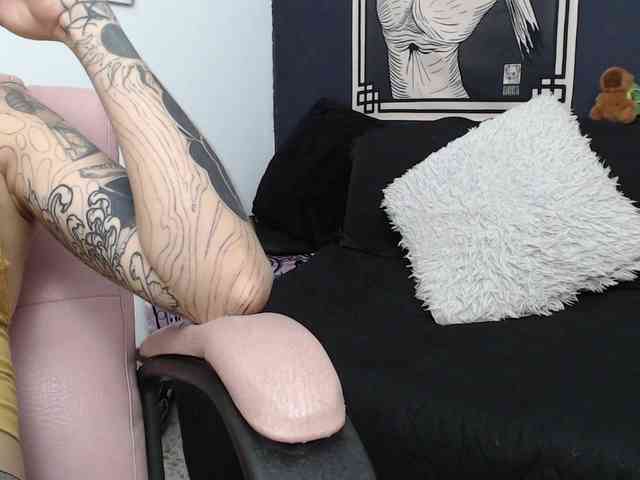 kuromii-chang webcam