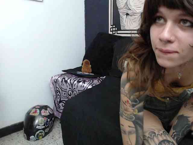 kuromii-chang webcam