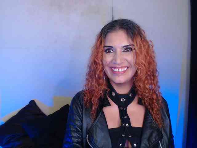 AgathaTenebri webcam