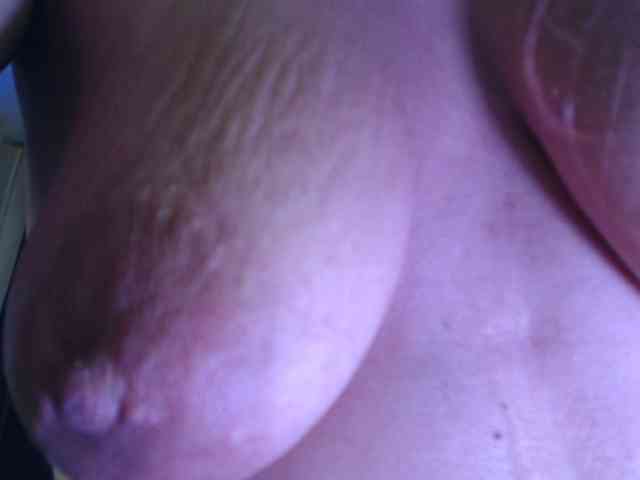 AgathaTenebri webcam