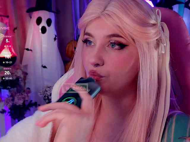 HoneyCherry webcam
