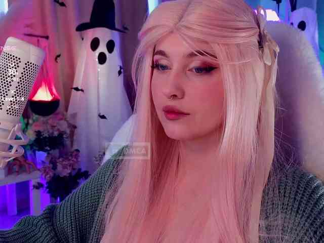 HoneyCherry webcam