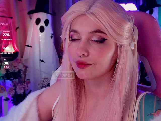 HoneyCherry webcam