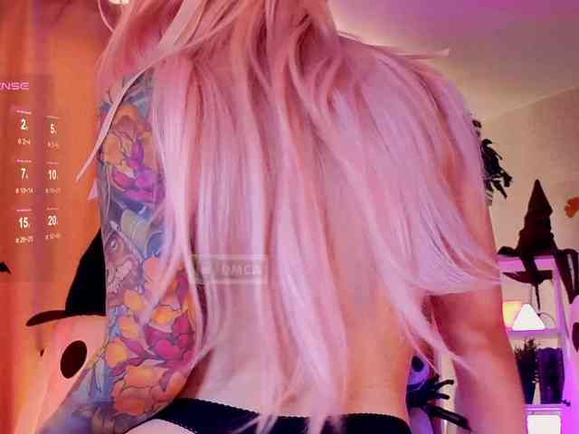 HoneyCherry webcam