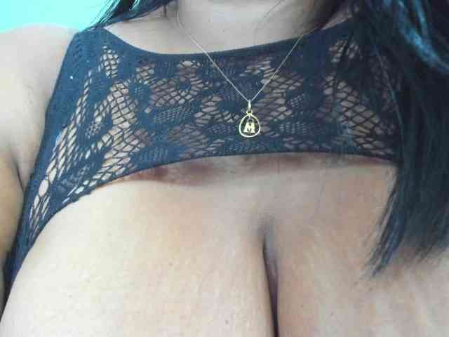 milfebony webcam