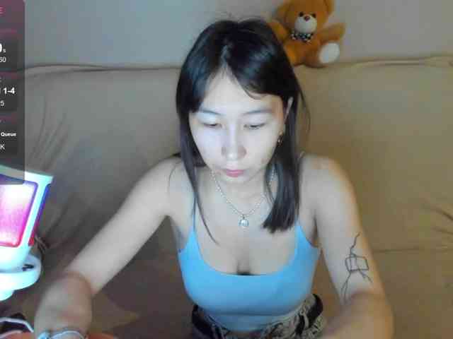 ElliMilka webcam