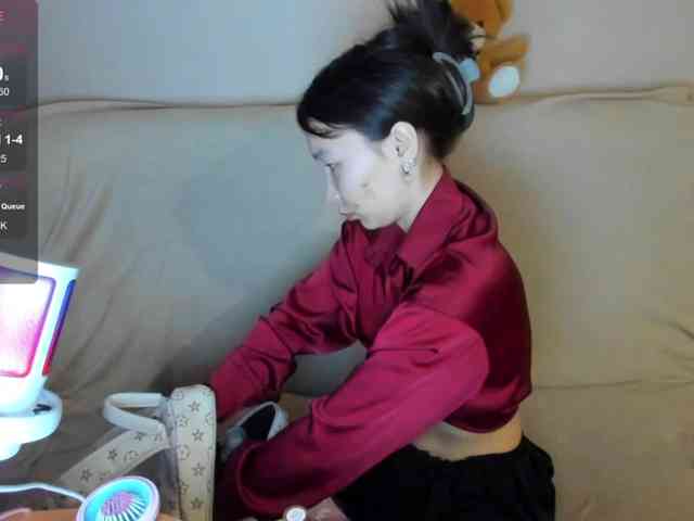 ElliMilka webcam