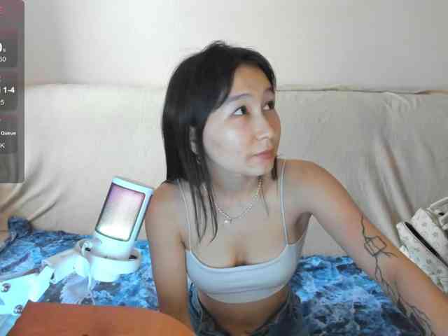 ElliMilka webcam