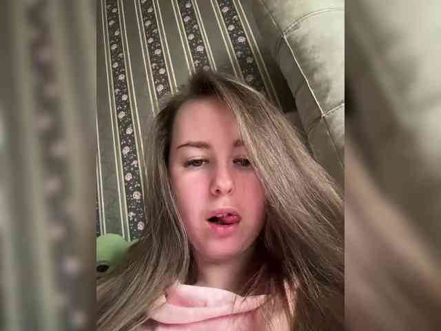 MariaBowman webcam