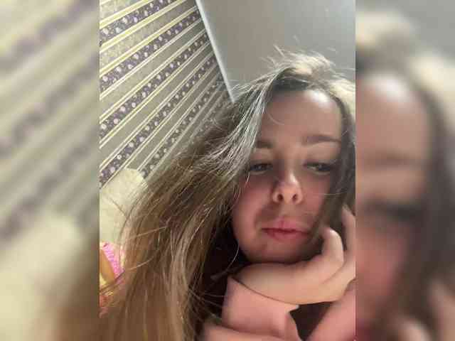 MariaBowman webcam