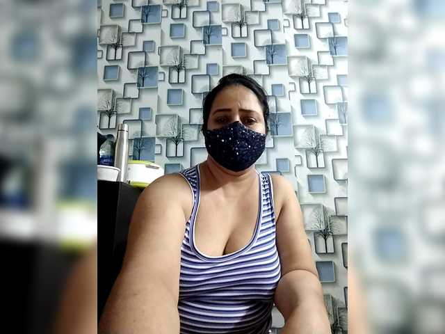IndianEsha webcam