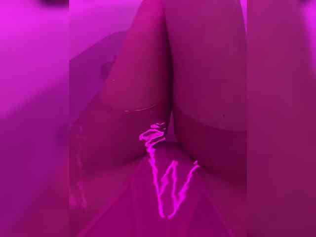 Angelina_1 webcam