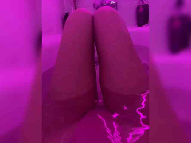 Angelina_1 webcam