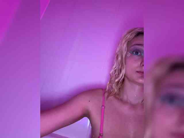 Angelina_1 webcam
