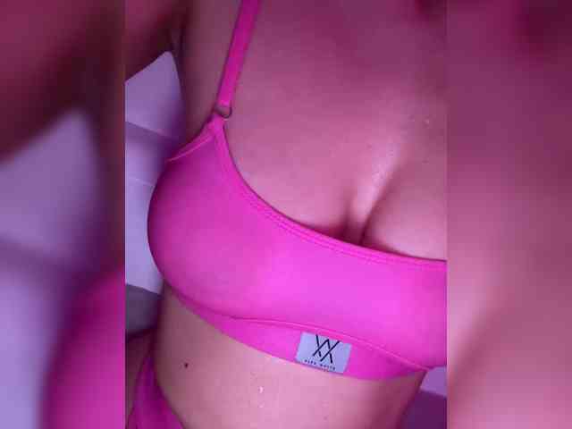 Angelina_1 webcam
