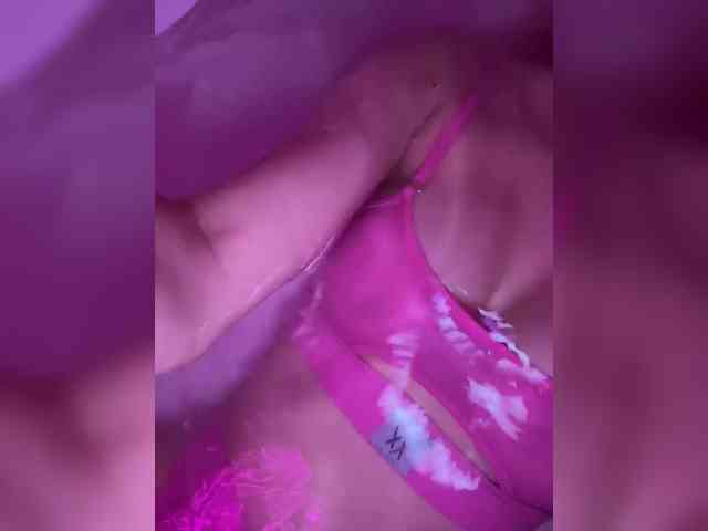 Angelina_1 webcam