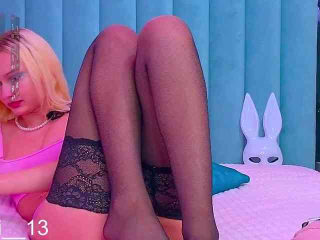 Angelina_1 webcam
