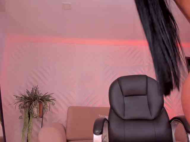 MileyCruz webcam