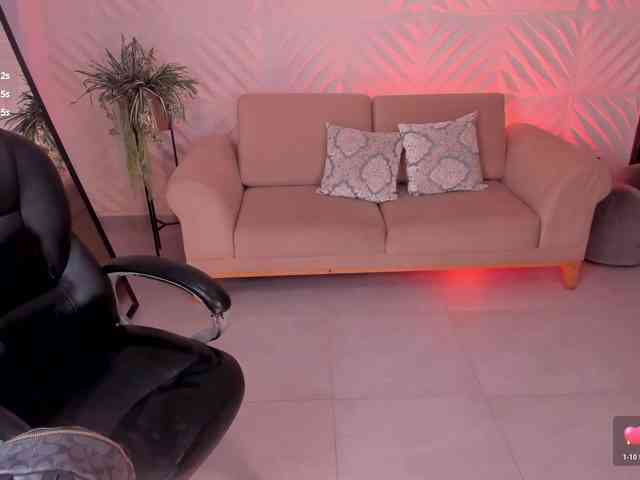 MileyCruz webcam