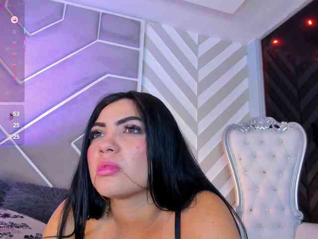 Emily-White webcam