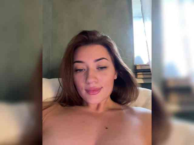juicy-peachh webcam