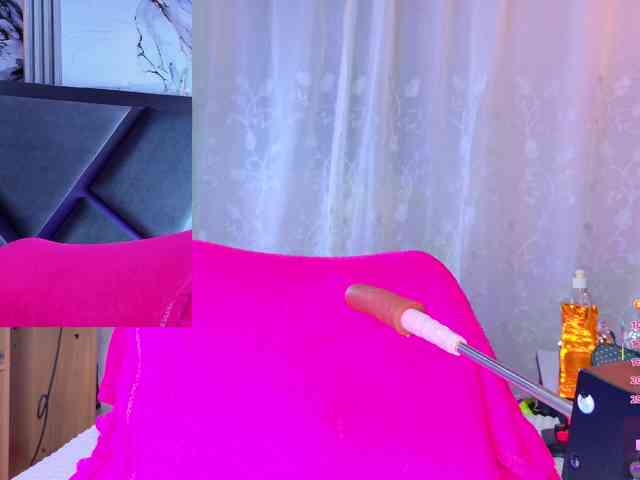 NathaxaLeans webcam
